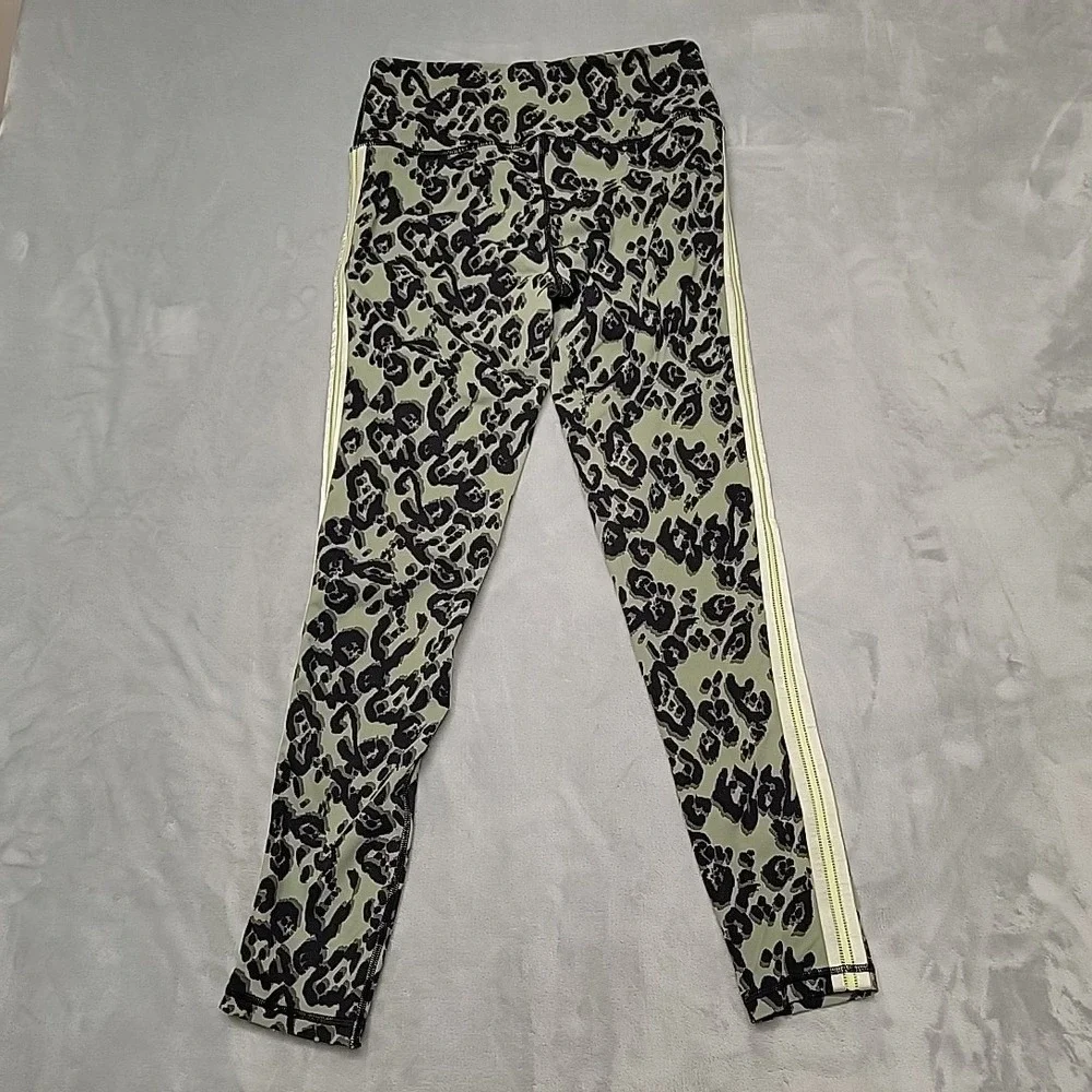 Victoria Sport Tight Womens M Green Knockout Leopard Print Side Stripe Gym Wear
